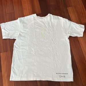 Billie Eilish oversized shirt